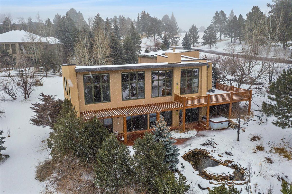 Located in Coveted Panorama Estates on Lookout Mountain